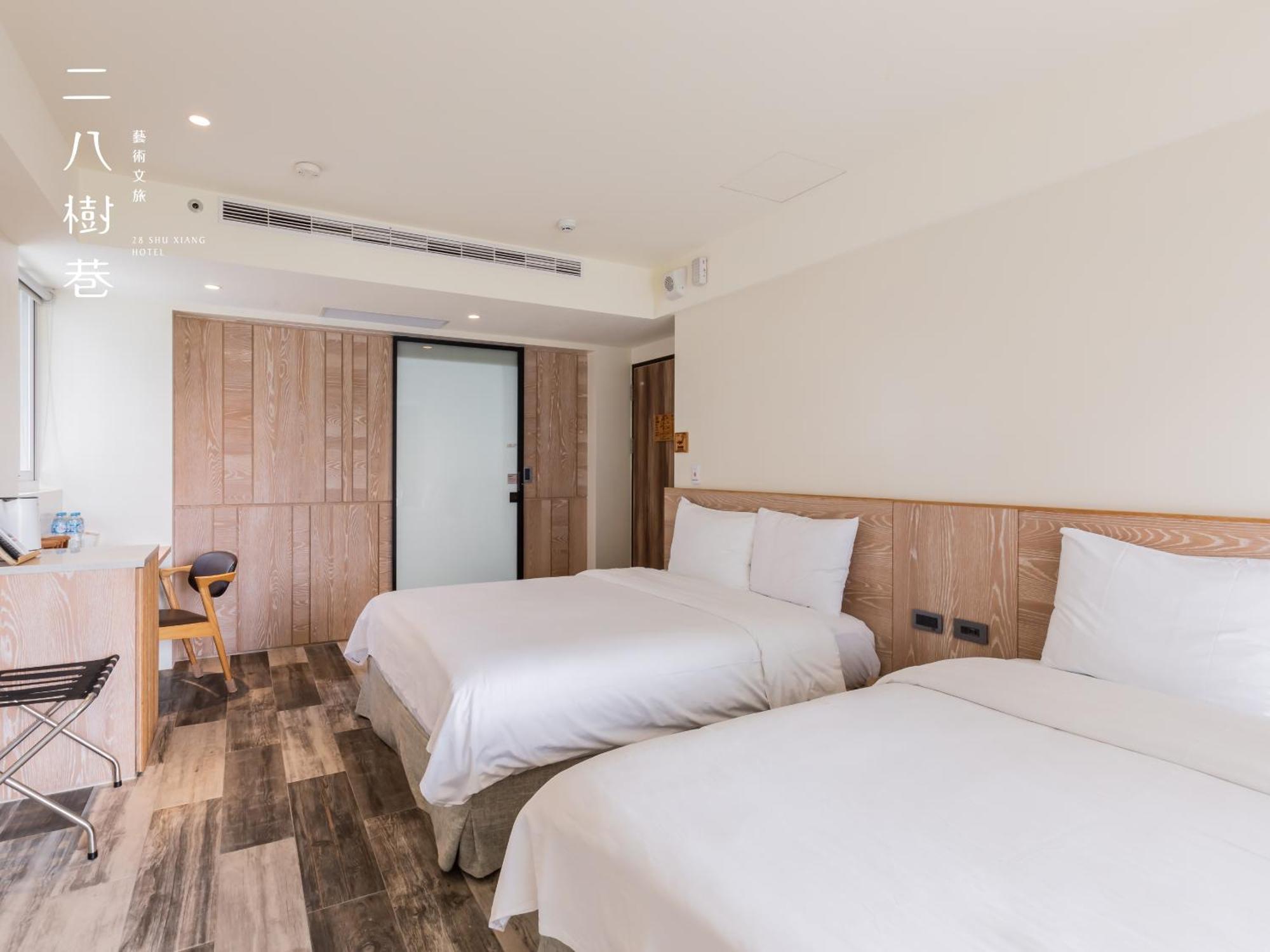 28 Shu Xiang Hotel Taichung Extérieur photo