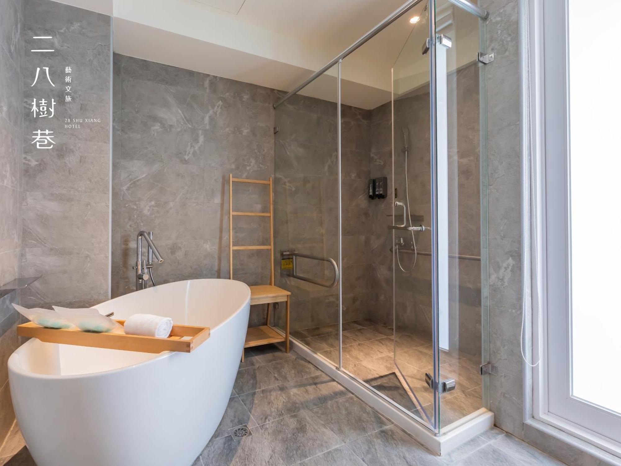 28 Shu Xiang Hotel Taichung Extérieur photo