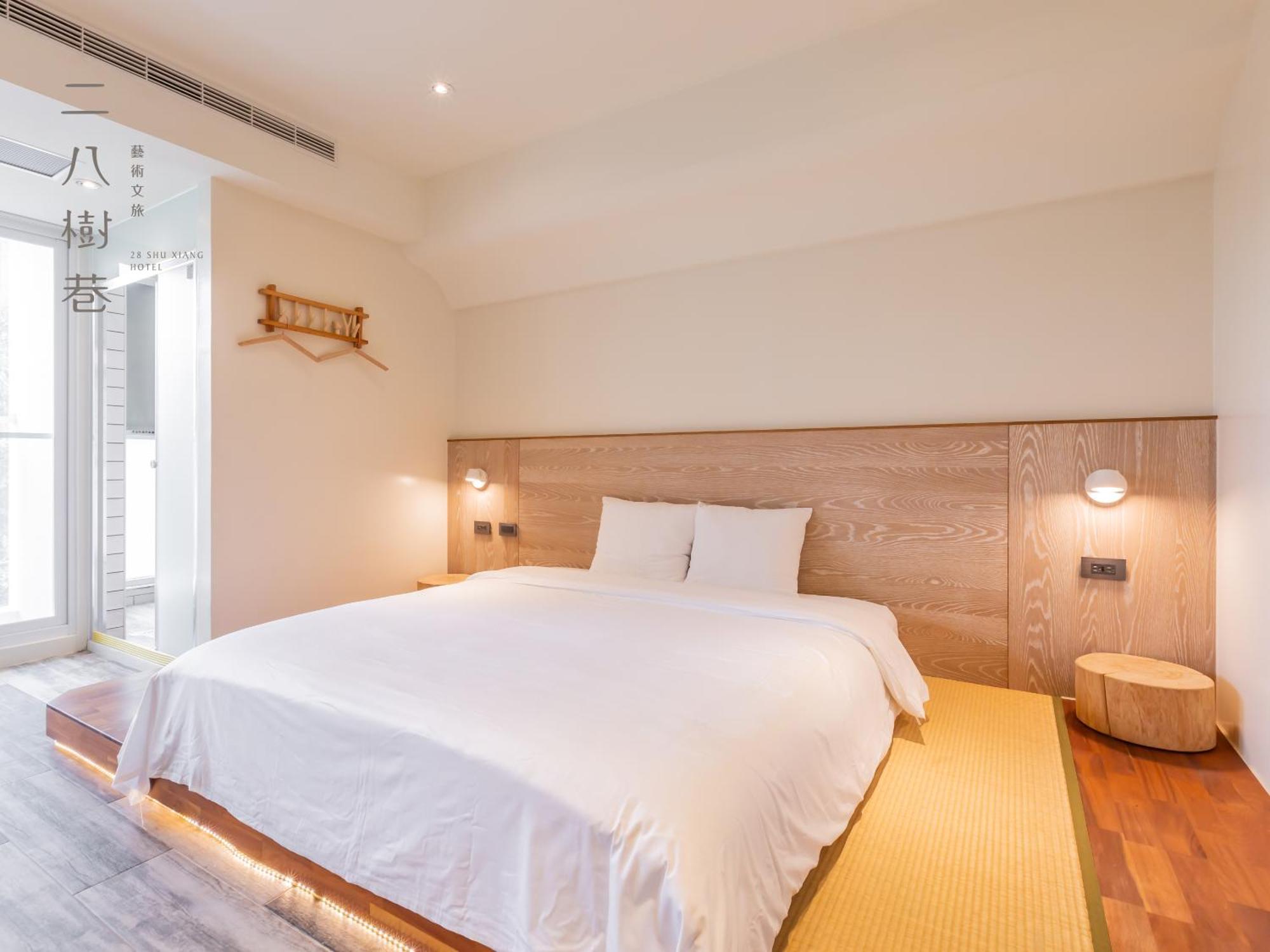 28 Shu Xiang Hotel Taichung Extérieur photo