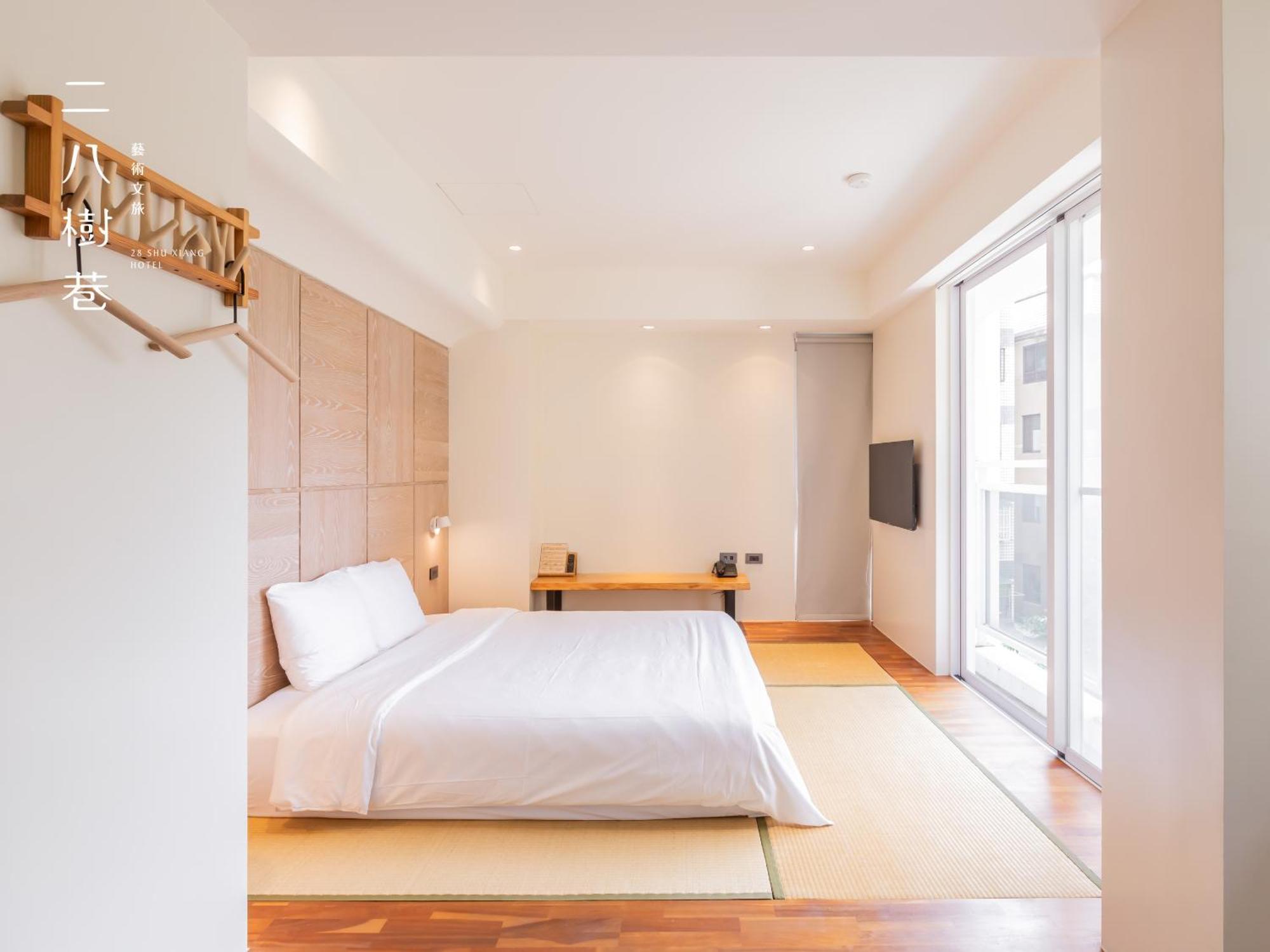 28 Shu Xiang Hotel Taichung Extérieur photo